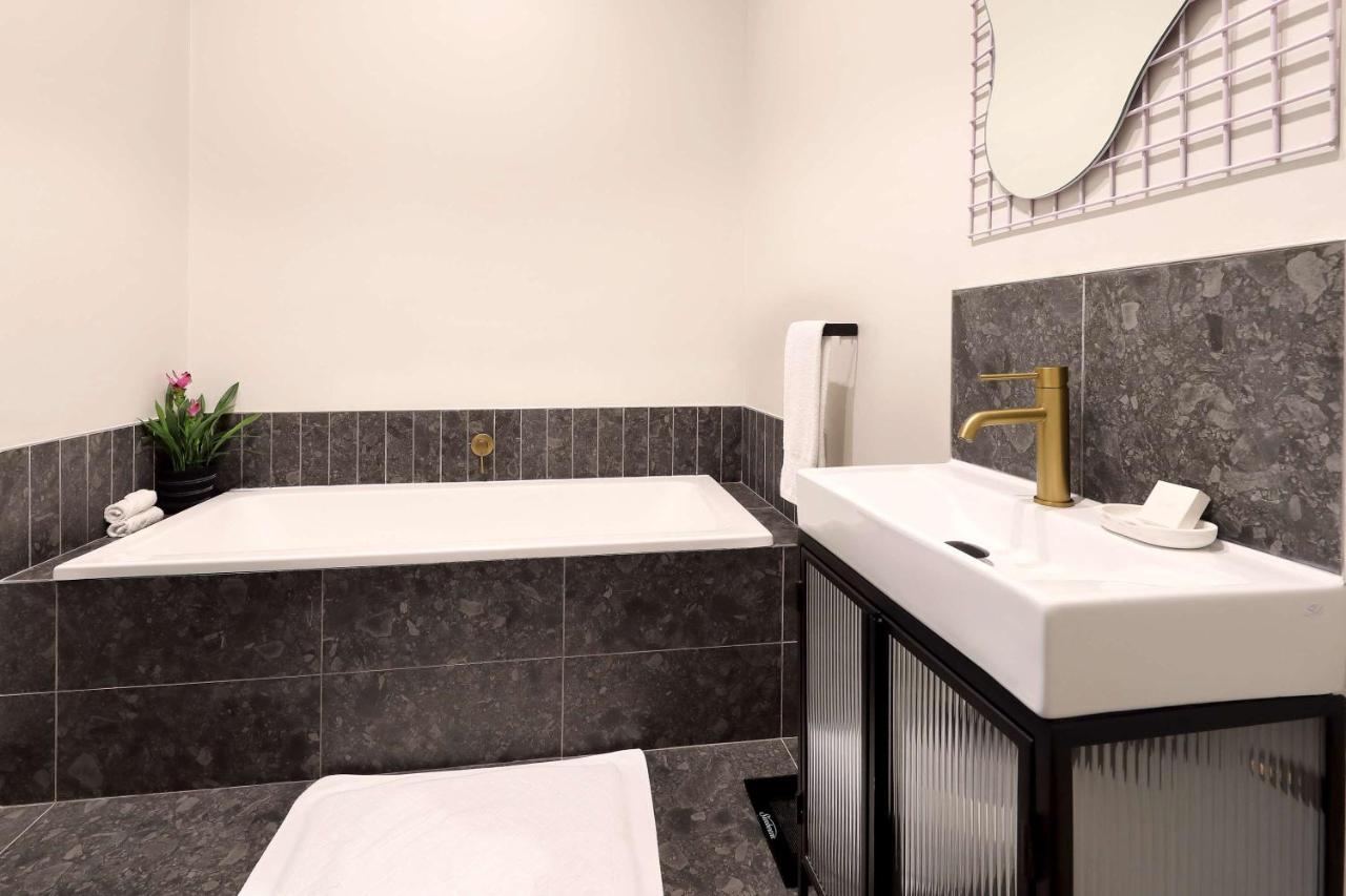 Hyatt House Johannesburg Rosebank Экстерьер фото